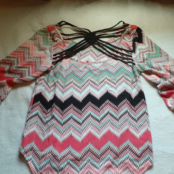 Maurice's top like new - Picture 2 of 3